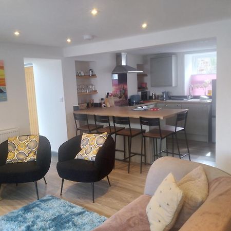 Sam'S Retreat Villa Hayle Bagian luar foto